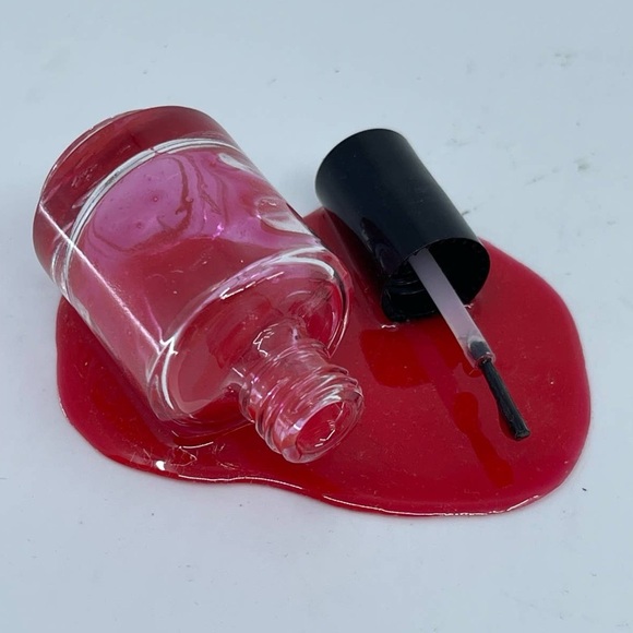 🔴 Faux Vibrant Red Nail Polish Spill! 🔥 - Picture 2 of 4